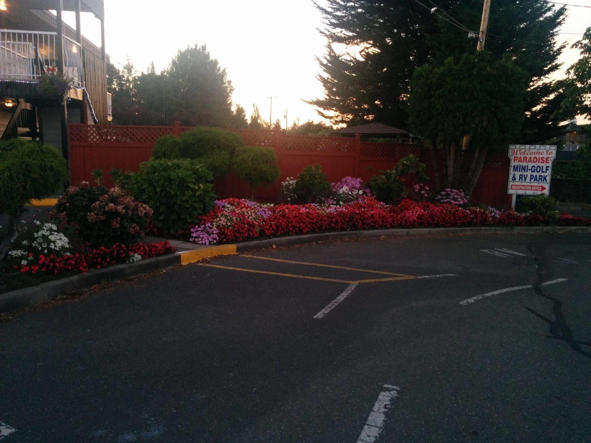 The Tide'S Inn Parksville Exterior photo